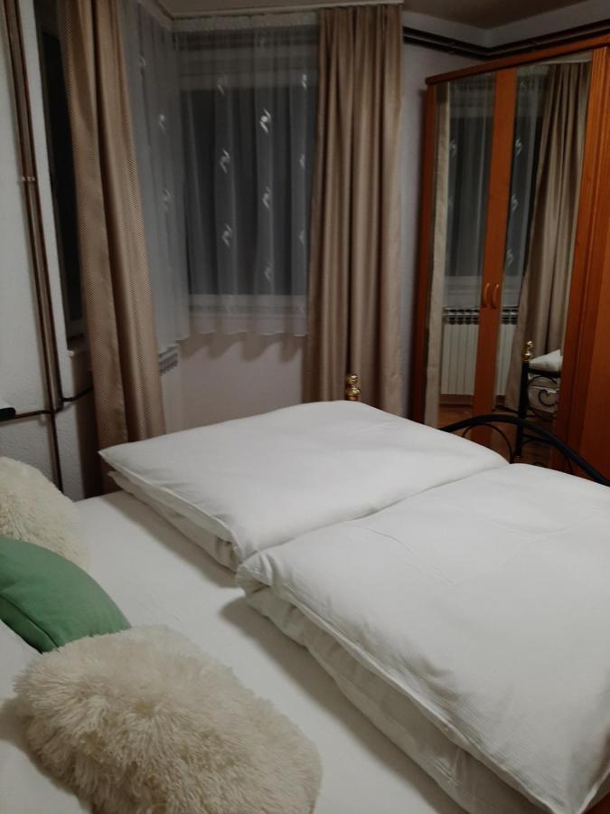 Apartman Hana Sanski Most Exterior photo